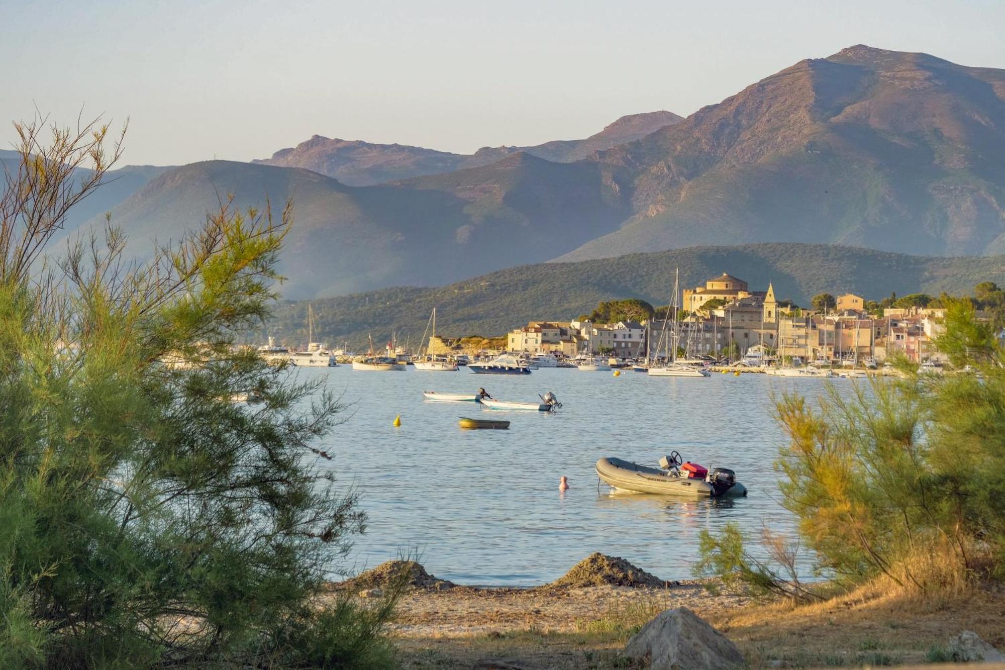 U Pezzo Hotel Saint-Florent  Buitenkant foto